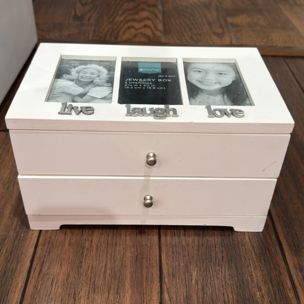 White Wooden VINTAGE (2010) Live, Love, Laugh Jewelry Box